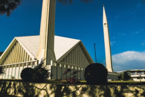 Our Blogs 10 religious-travel-destination-shiny-religions-evening