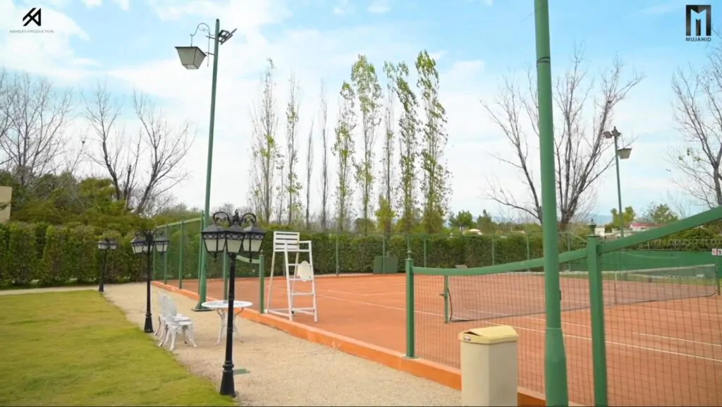 Real Estate Videographer | Cinematic Video Production | Mujahid Farms Videography by Hamza’s Production 2 EaseUS 2025 12 9 17 22 19